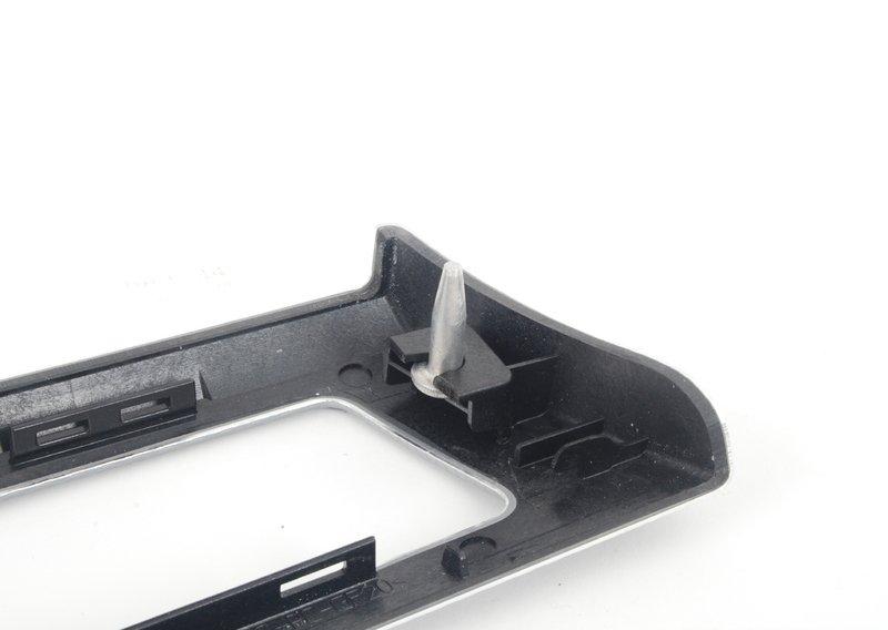 Дек.накл.из ал.на панели приборов Л