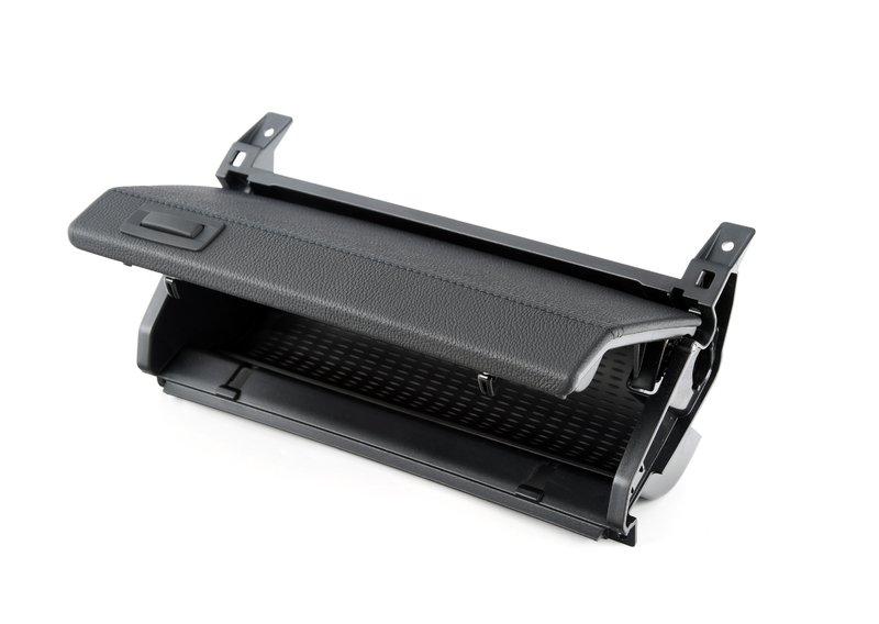 Отд.для мелк.вещей кожа пан.приб.вверху