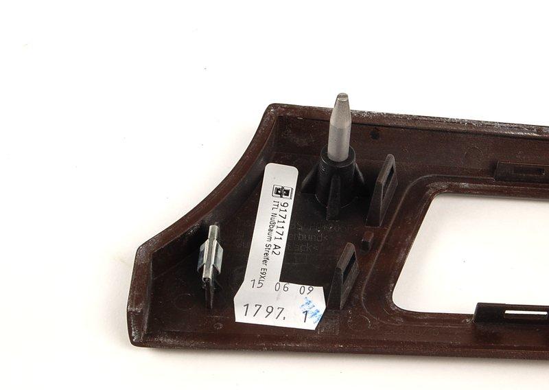 Накладка на пан.приб.из корня ореха Л