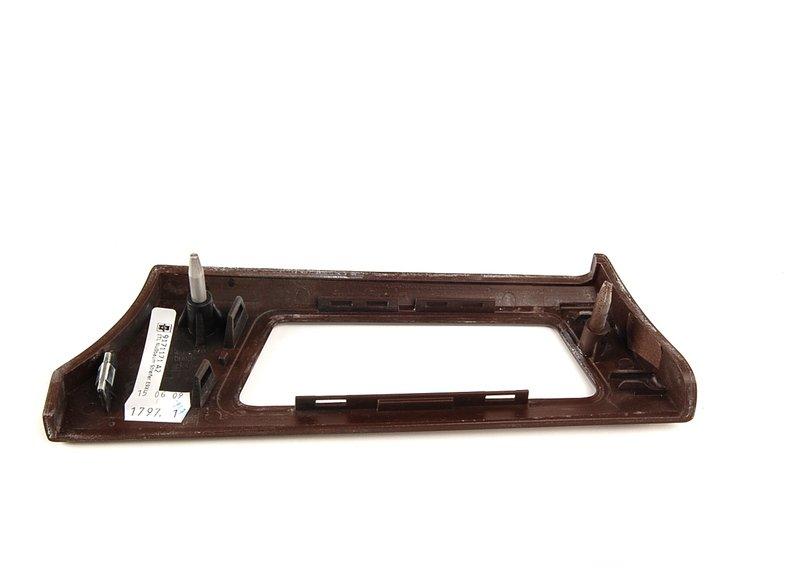 Накладка на пан.приб.из корня ореха Л