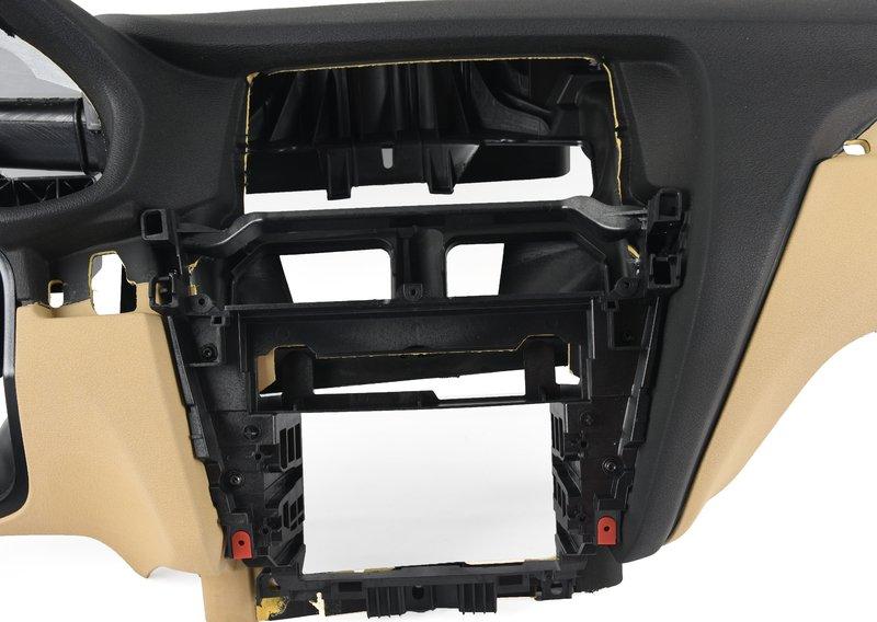 Панель приборов