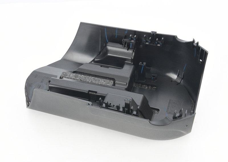 Нижняя облицовка рулевой колонки