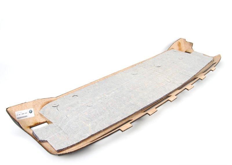 полка за задним сиденьем