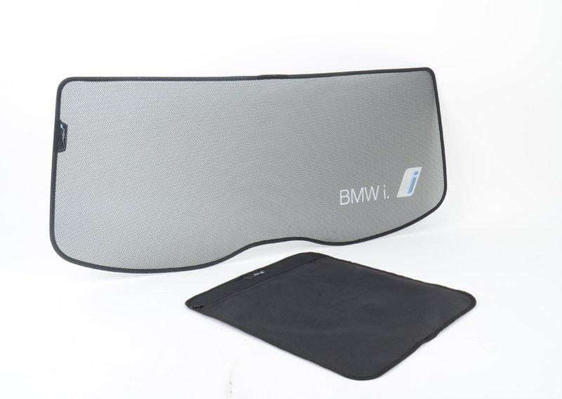 i3 шторки на задние окна