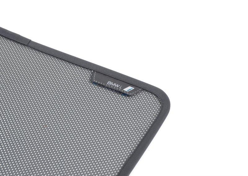 i3 шторка на заднее окно