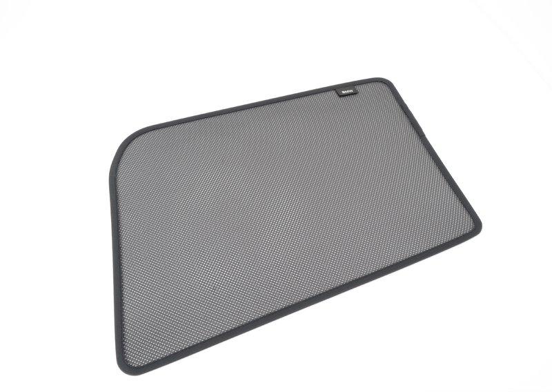 Солнцезащитная штора бокового стекла Зд