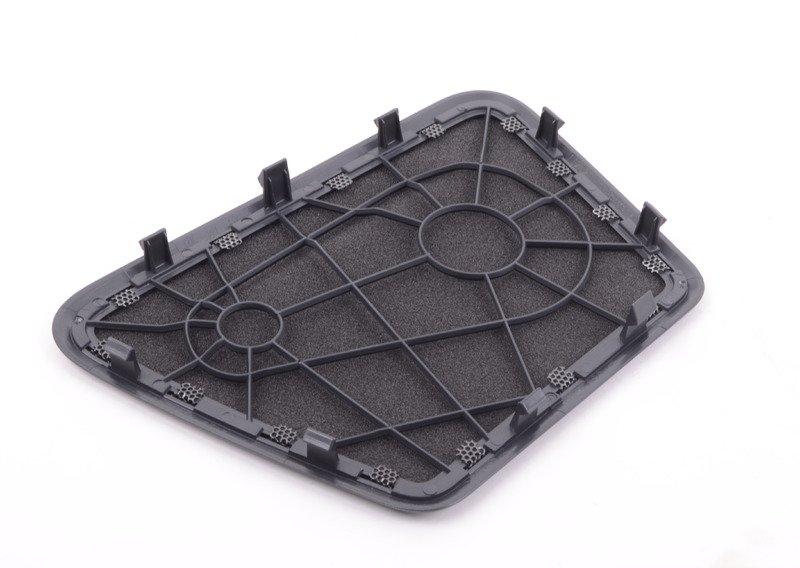 F30 Накладка динамика Л