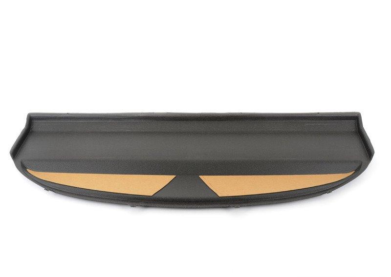 полка за задним сиденьем