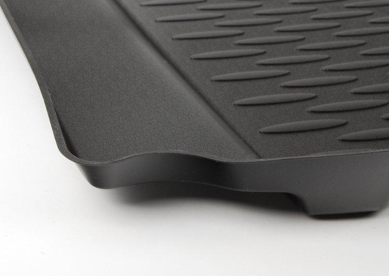 Фасонный коврик для багажника