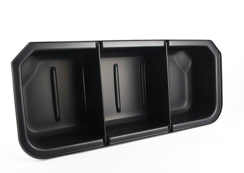 Поддон багажного отделения