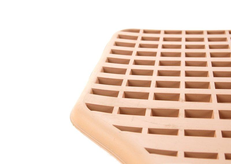 К-т рез.ножных ковриков 3-го ряда сид.