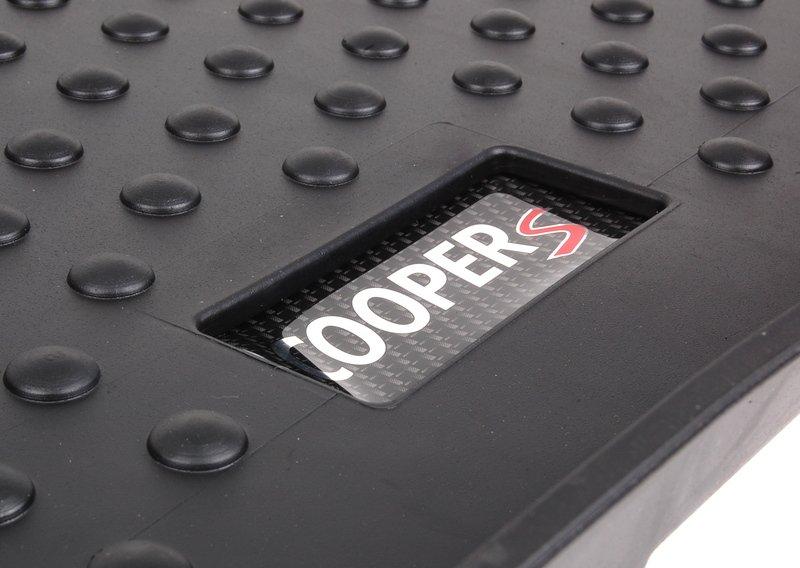 Фасонный коврик для багажника