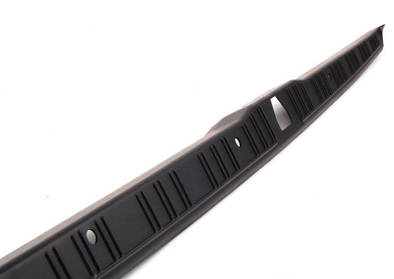 Накладка стойки облицовки задней части