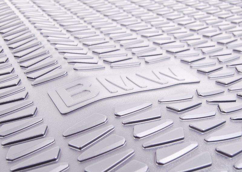 коврик в багажник