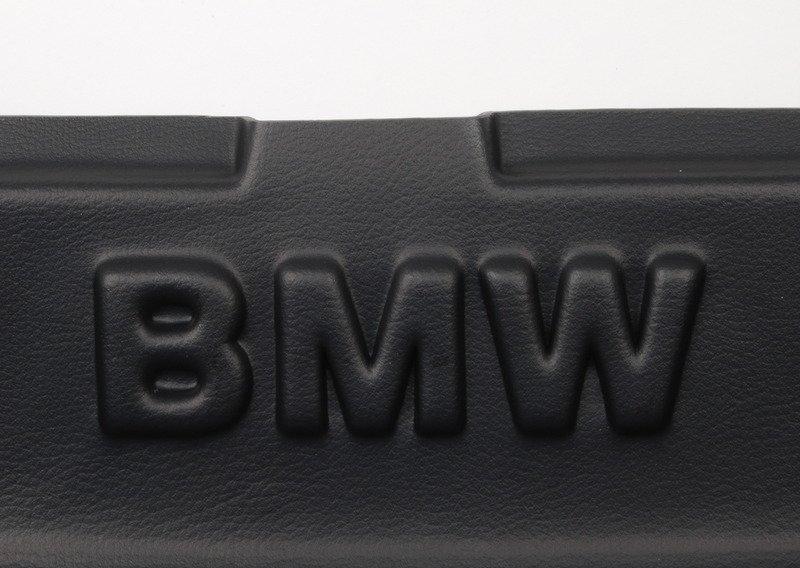 Поддон багажного отделения