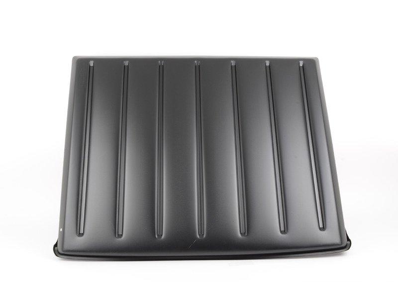 Поддон багажного отделения