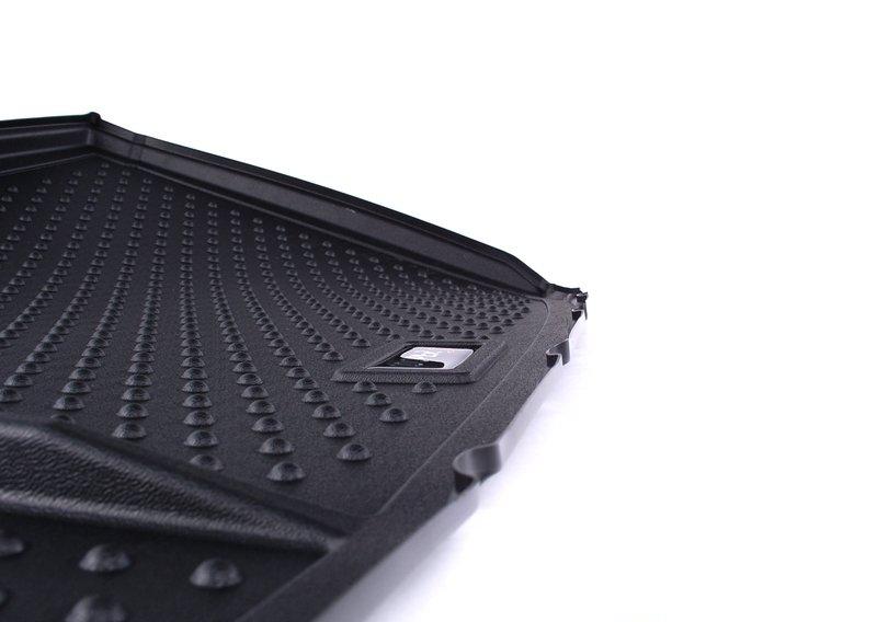 Фасонный коврик для багажника