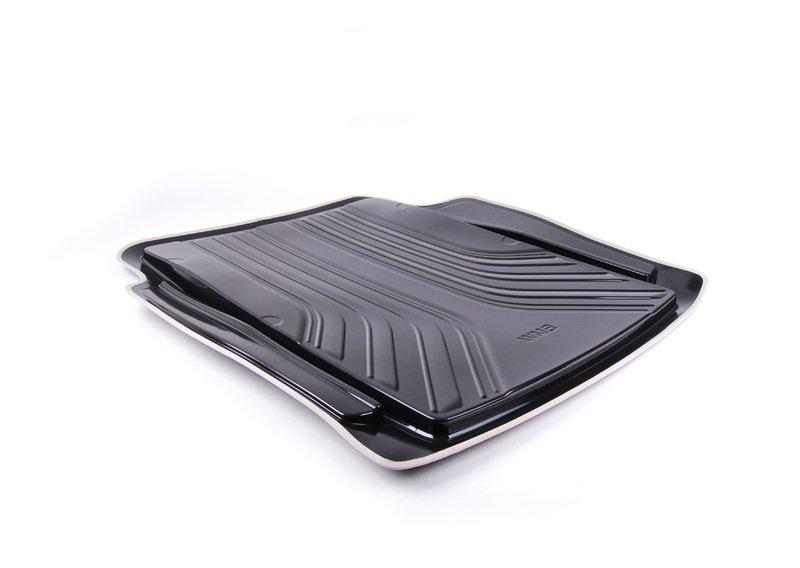 Фасонный коврик для багажника