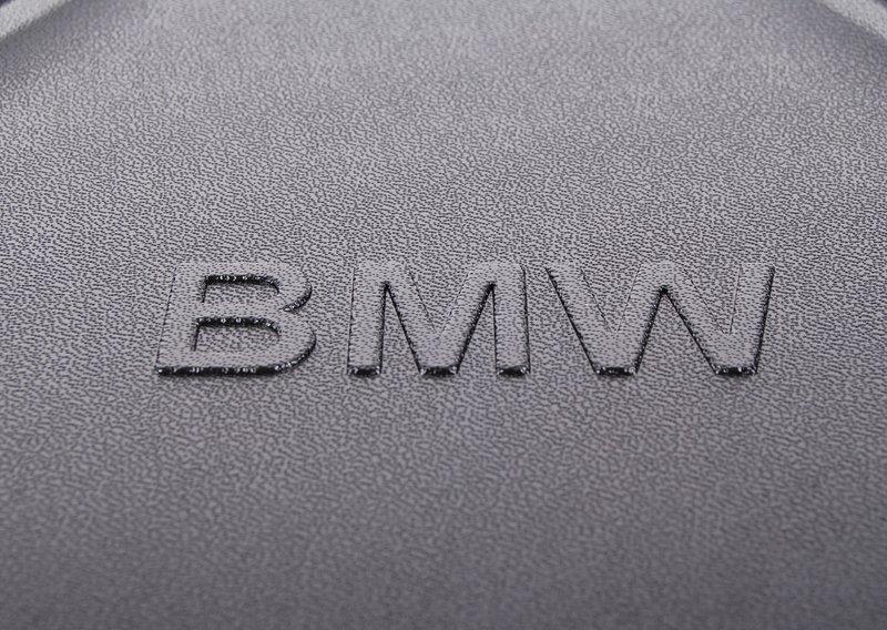 Фасонный коврик для багажника