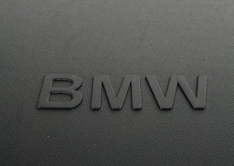 Фасонный коврик для багажника