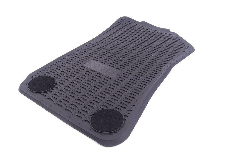 E84 ковры передние резина черные