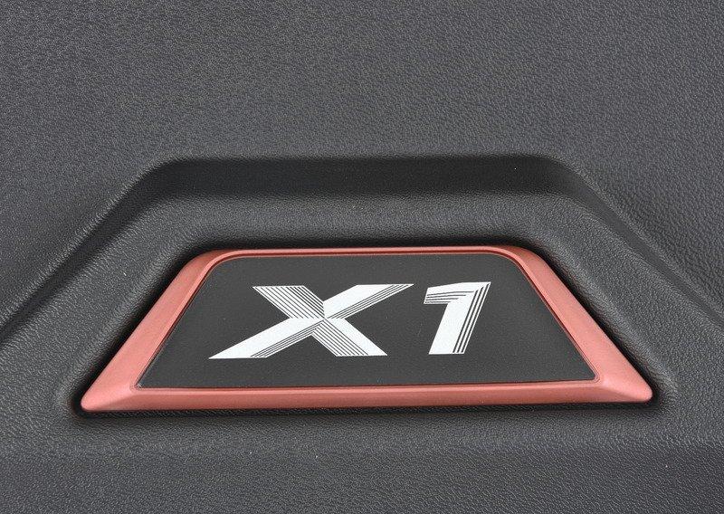 Фасонный коврик для багажника