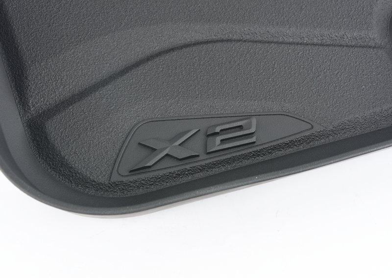 Напольный коврик сзади