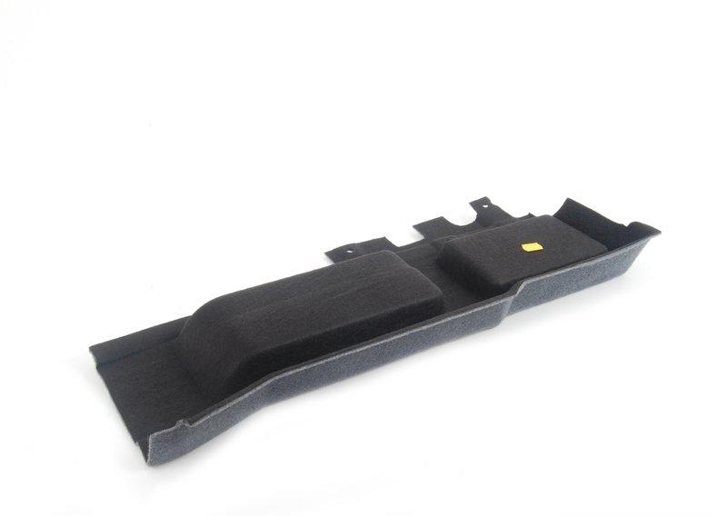 Лоток в багажном отделении Л