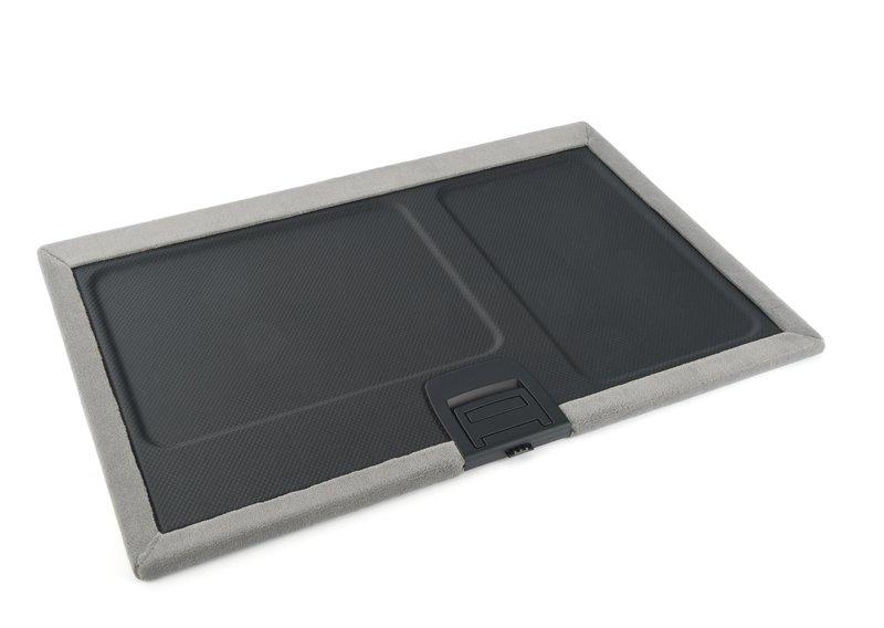 Съемная полка в баг.отделении откидыв.