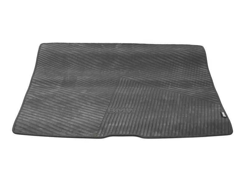 U11  Двусторонний коврик для багажника