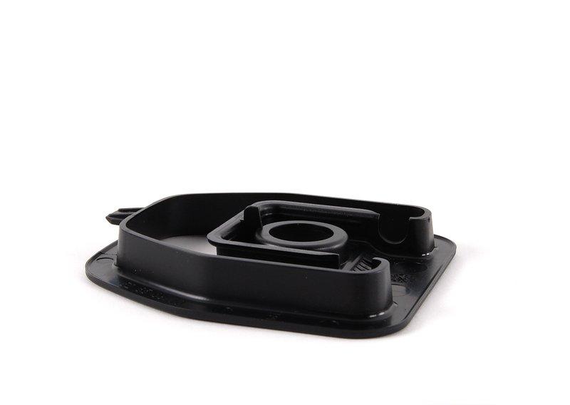 Крышка крепежной проушины