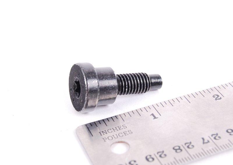 Винт с цилиндрич.головкой с буртиком