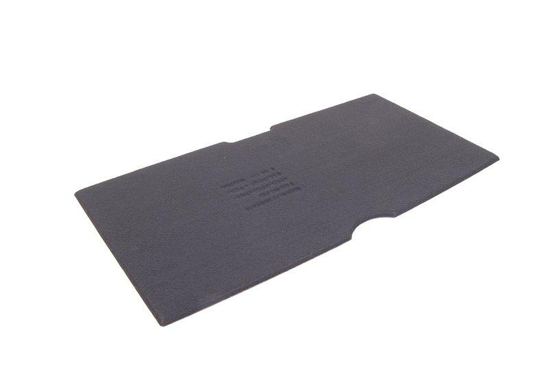 Облицовка пола багажного отделения