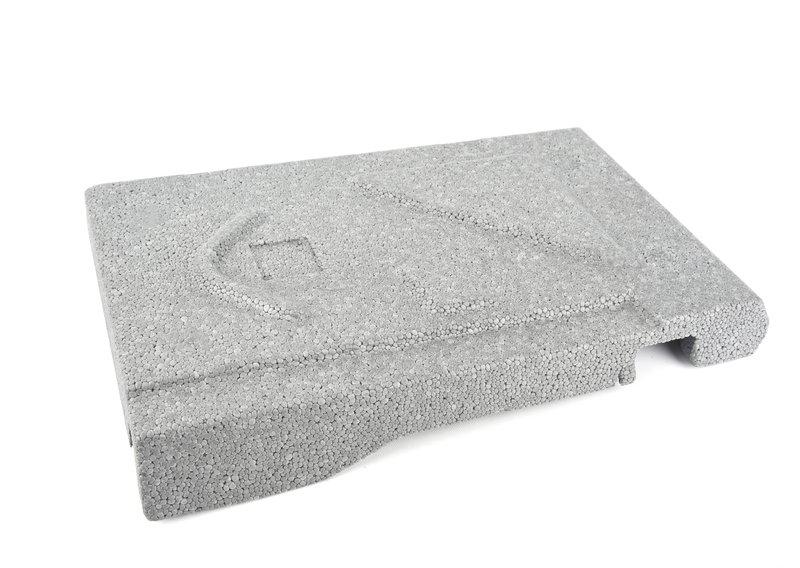 Вставка в пространство для ног Л З