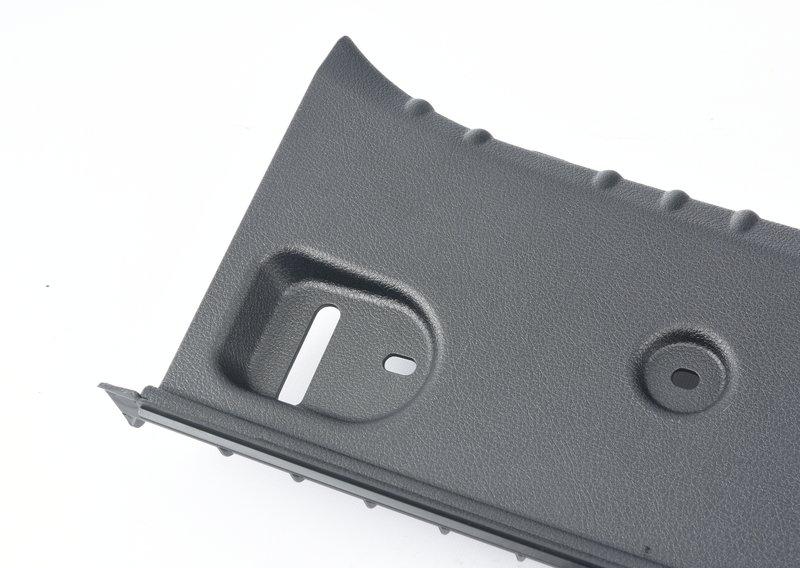 Накладка борта погрузочного пола