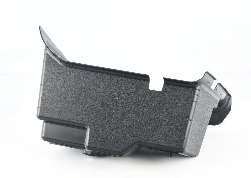 Вещевой ящик в багажном отделении Л