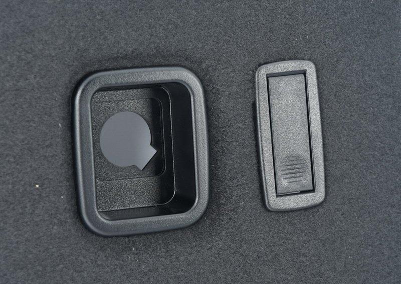 Обшивка багажного отделения П