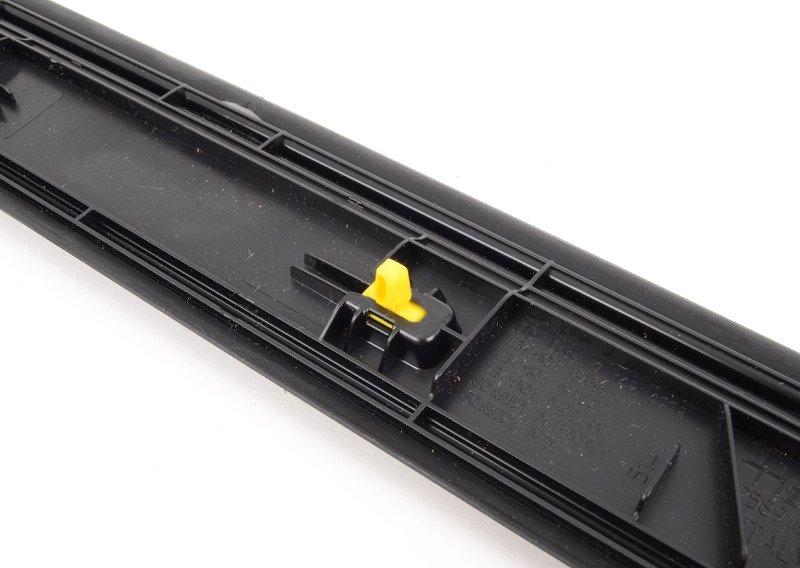 Накладка порога в M-стиле