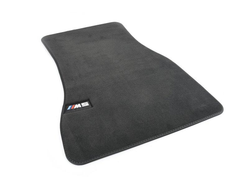 M5 F90 Комплект ножных ковриков М-Performance