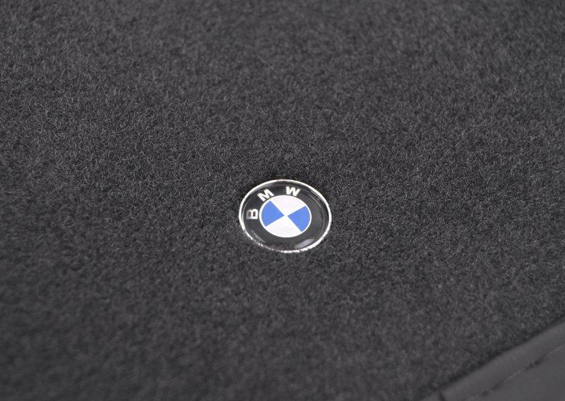 Ножной коврик Royal сторона водителя