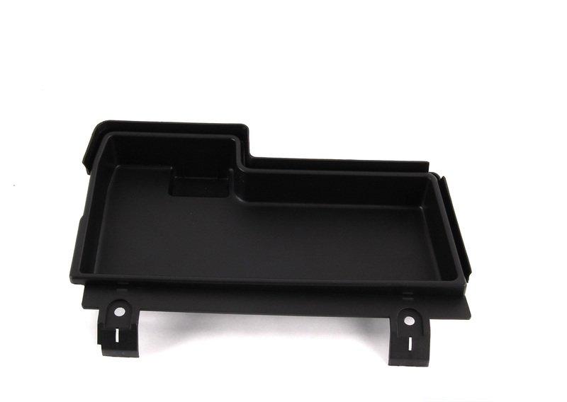 Лоток в багажном отделении Л