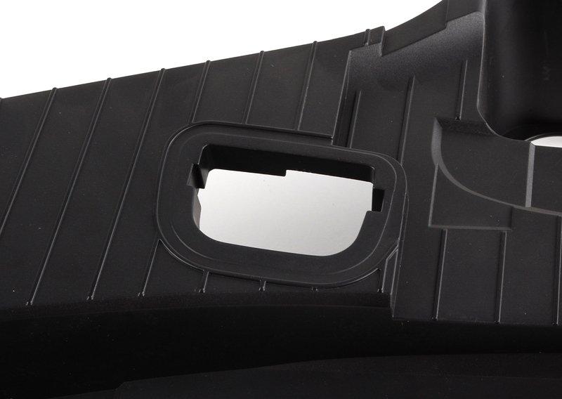 Подкладка коврика багажного отделения П