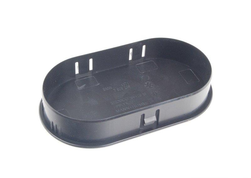 Ручка съемной полки в багажнике