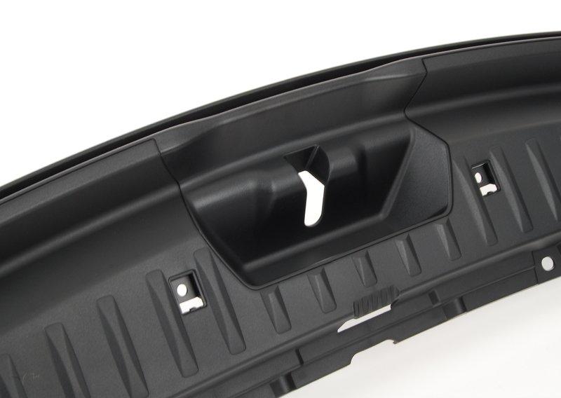 Накладка борта погрузочного пола