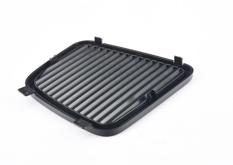 Накладка боковой обшивки Л