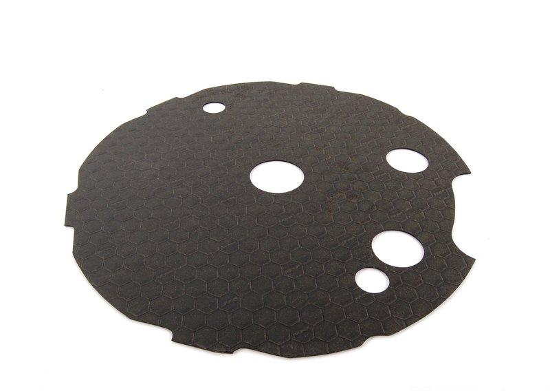 Шумоизол.покрытие гнезда запасн.колеса