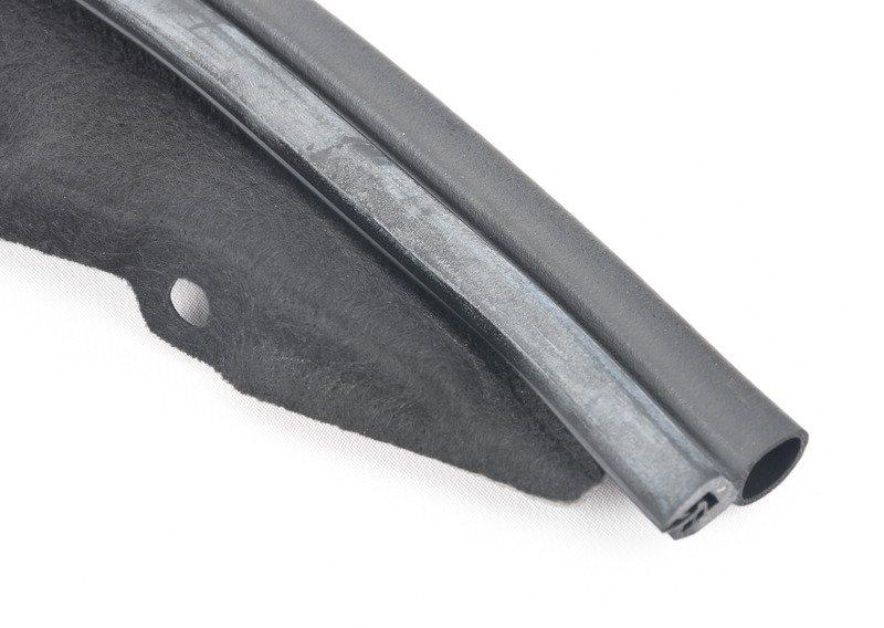 Уплотнение капота Л