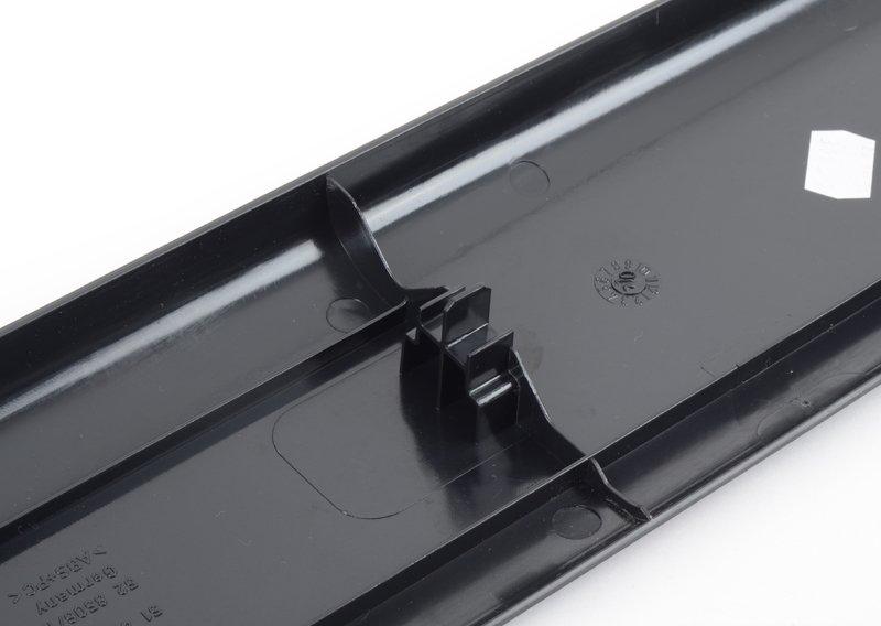 Облицовка багажной двери Вх