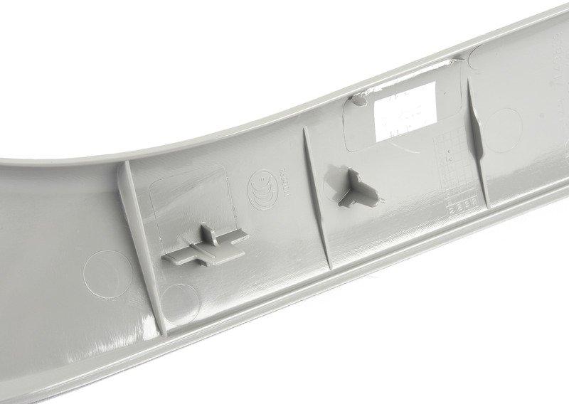 Облицовка багажной двери Л