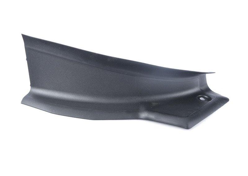 F32 накладка фонаря рест правая